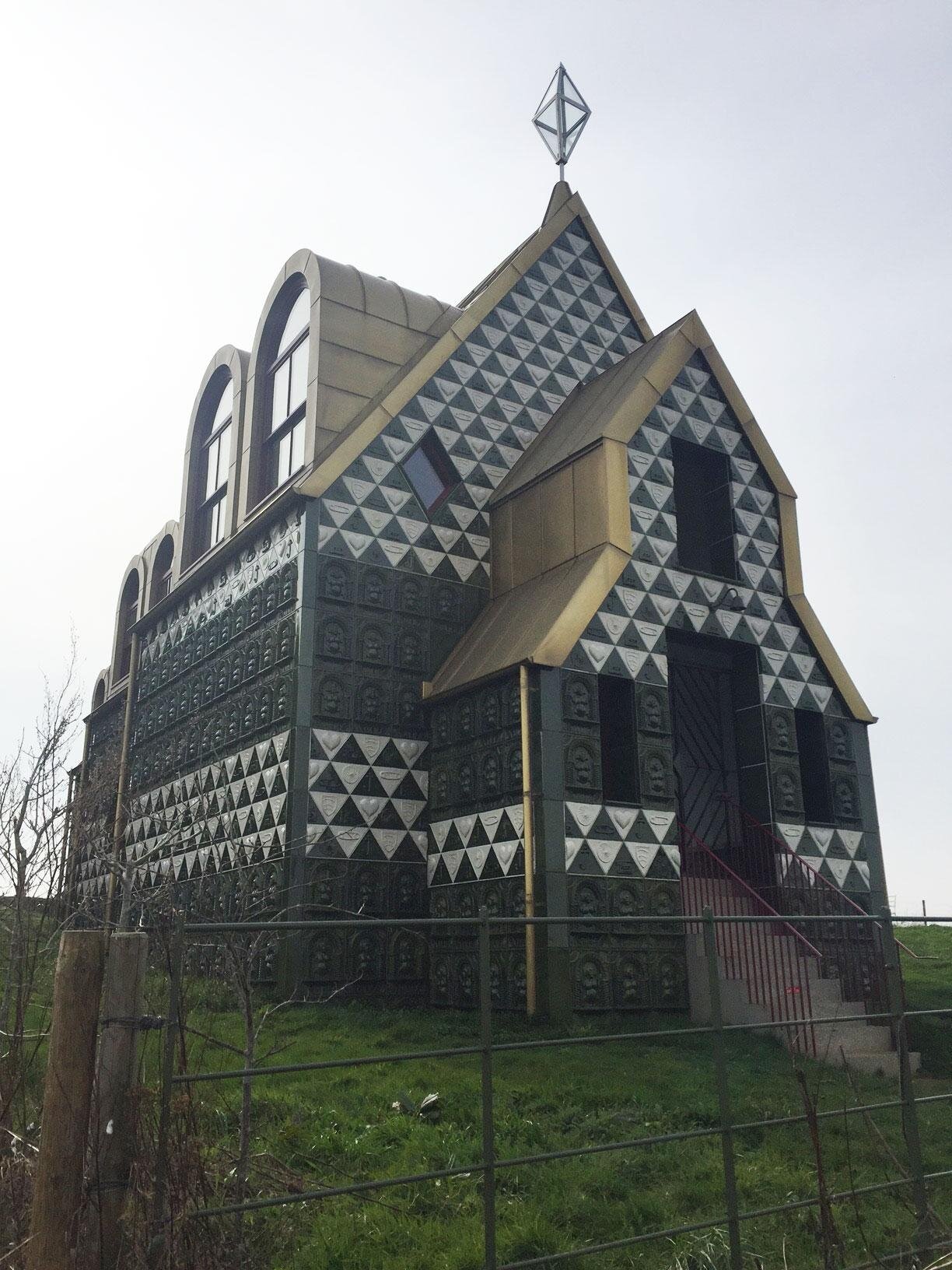 Walking the final section of the Essex Way, an 82 mile long trail from Epping to Harwich. Getting outdoors and supporting local females for International Women's Day.